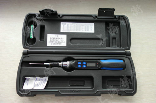 ���@Ť������