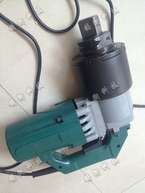 扭剪型電動扳手