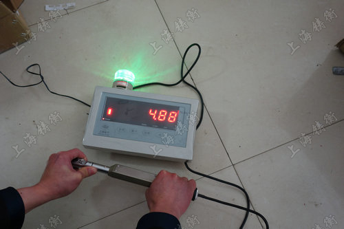 非標數(shù)顯扭矩扳手