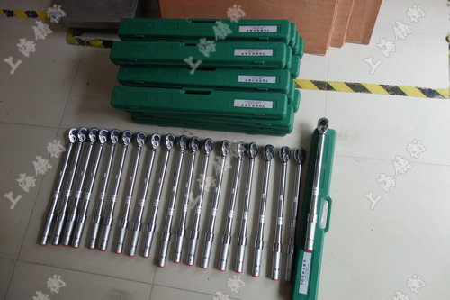 預置式扭力扳手