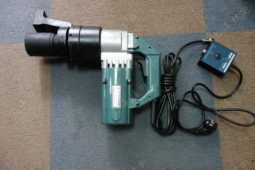 大扭力電動扳手