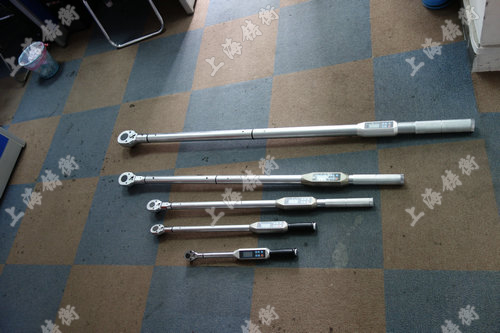  ���@Ť������