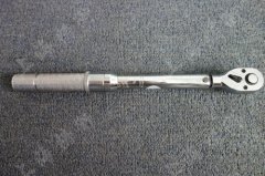 ܉����˨����\�b��܉����˨�õĿ��{(di��o)ʽŤ�ذ��փr(ji��)��