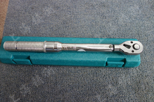 預置式公斤扳手