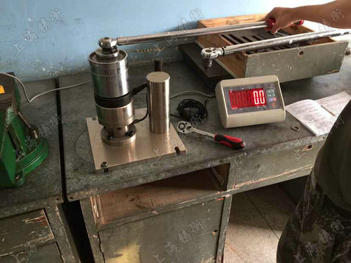 力矩扳手放大工具