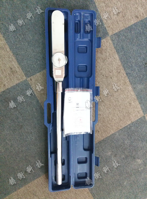表盤式扭矩扳手圖片