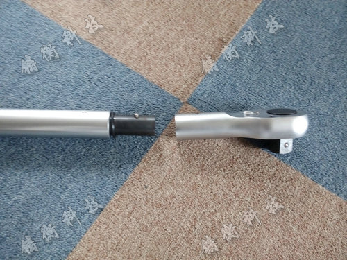 數顯扭力扳手圖片