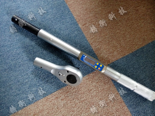 數顯扭力扳手圖片