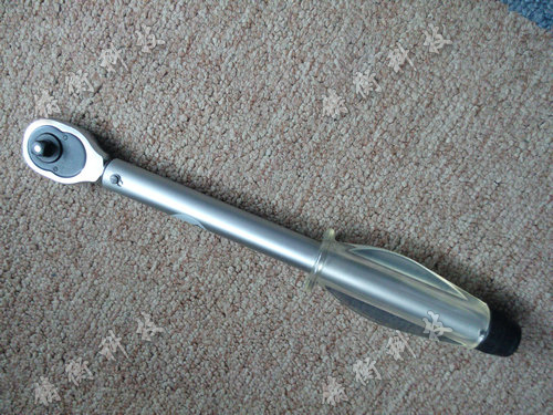 預置式扭力扳手