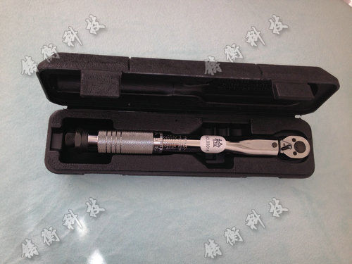 預置式扭力扳手